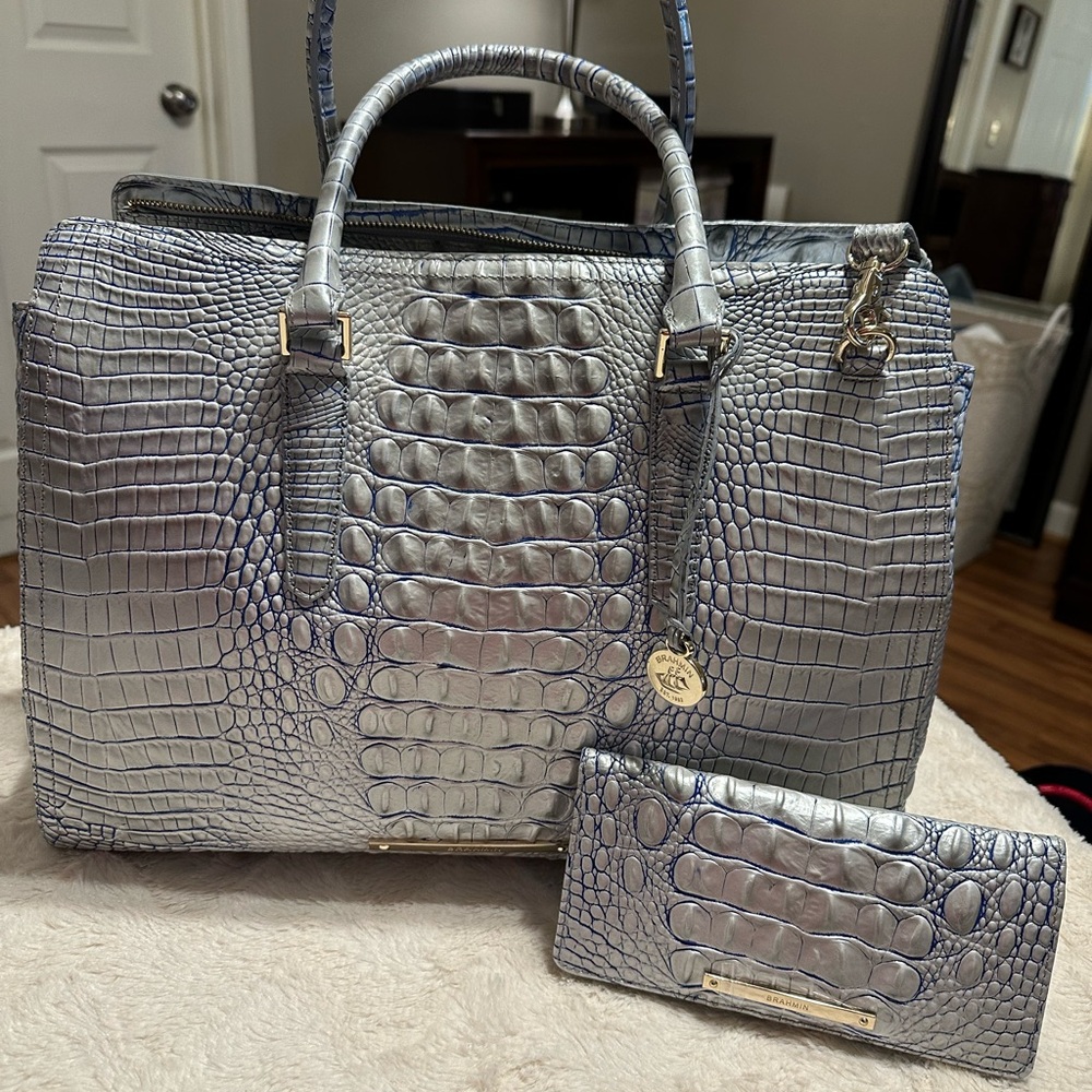 Brahmin Finley Carryall Eggshell Melbourne a matching Ady Wallet